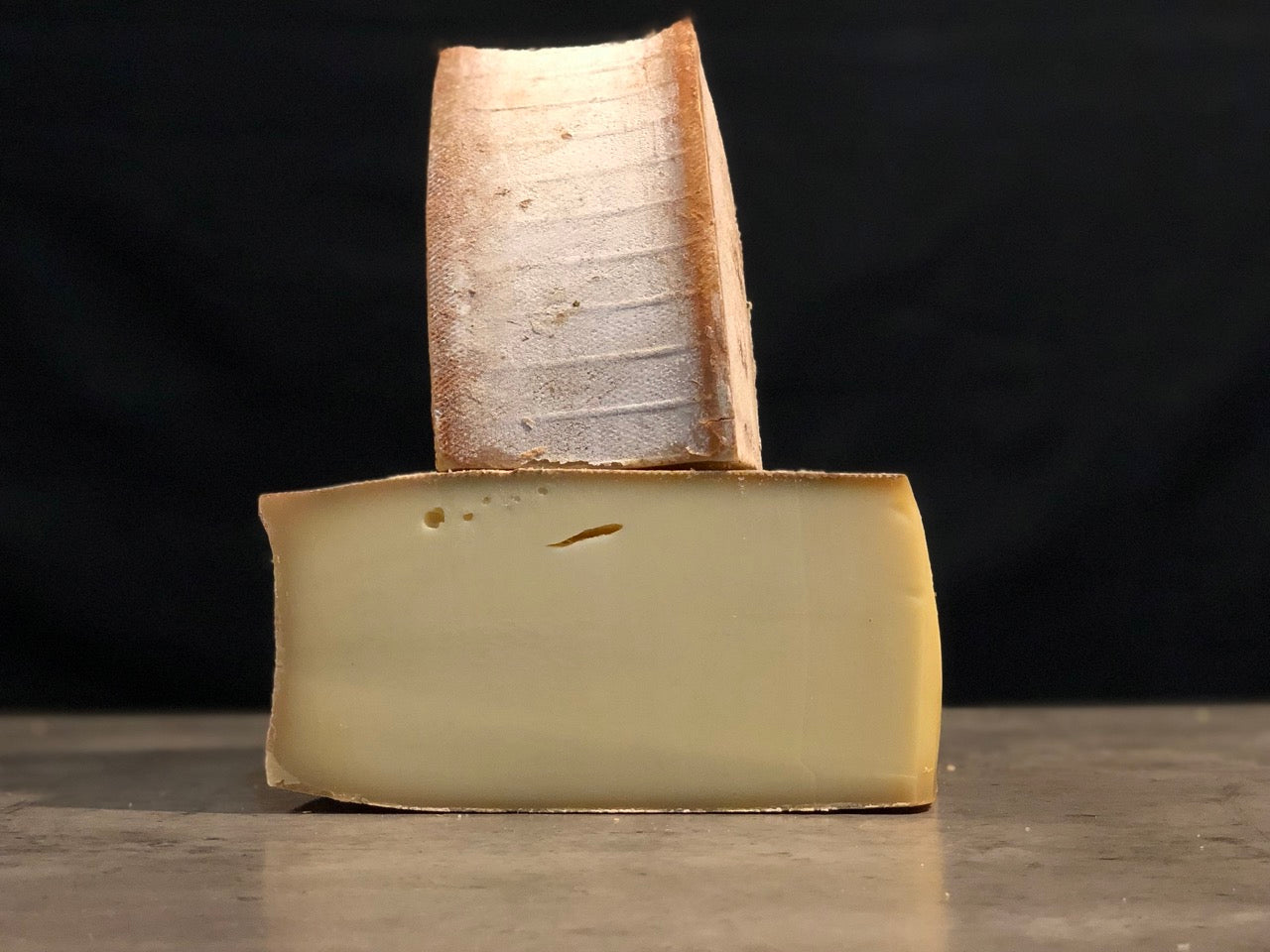 Tomme d'abondance au lait cru